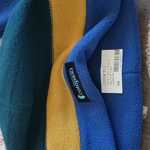 NWT Cotopaxi Fleece Beanie - Picture 2 of 5